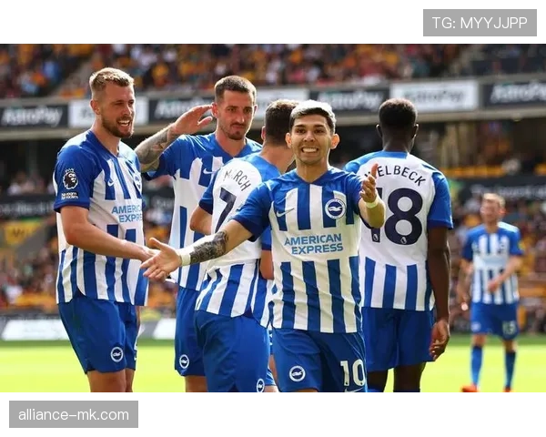 斯拉文·比利奇重返英超，率队迎新挑战引球迷期待