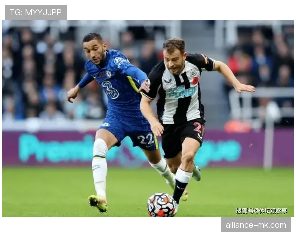 沃特金斯 vs 卢卡库：终结方式与战术角色差异